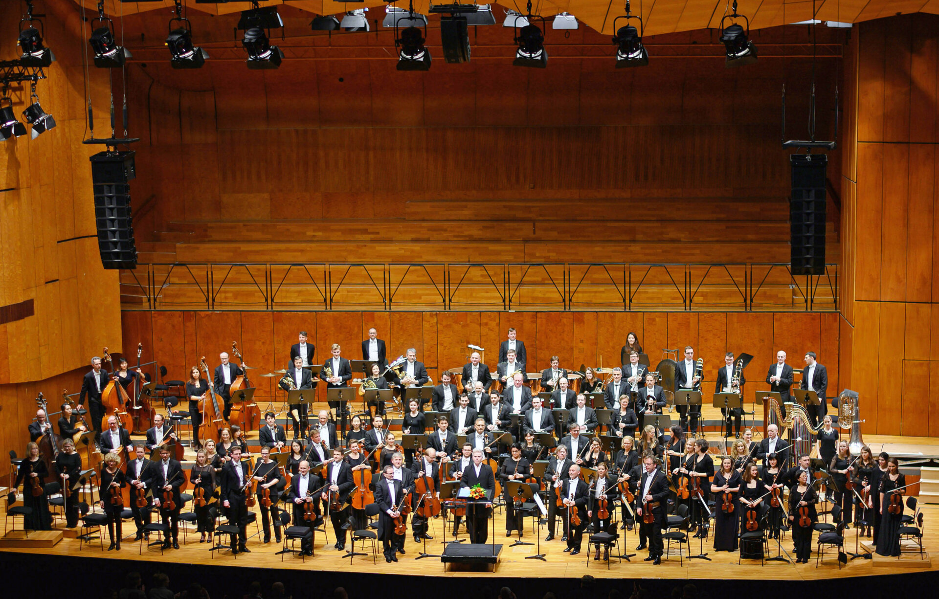 Stuttgarter Philharmoniker e Dan Ettinger_c_LucaFroehlingsdorf_1