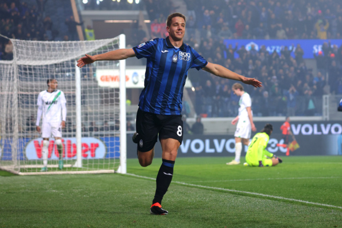 Davanti segnano, il portiere para (tutto) e l’Atalanta vola: Sassuolo schiantato 3-0