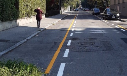 Più parcheggi bianchi a Bergamo, il Pd risponde alla Lega: «Porterebbero disagi»