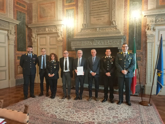 Firmato in Prefettura a Bergamo il protocollo per la sicurezza dei commercianti