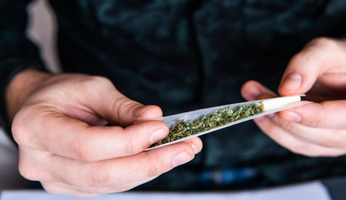 A Bergamo si consuma più droga che a Milano: cocaina e cannabis in testa