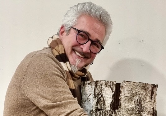 Il poeta dialettale Maurizio Noris: «Scrivo poesie in bergamasco per farmi voler bene»