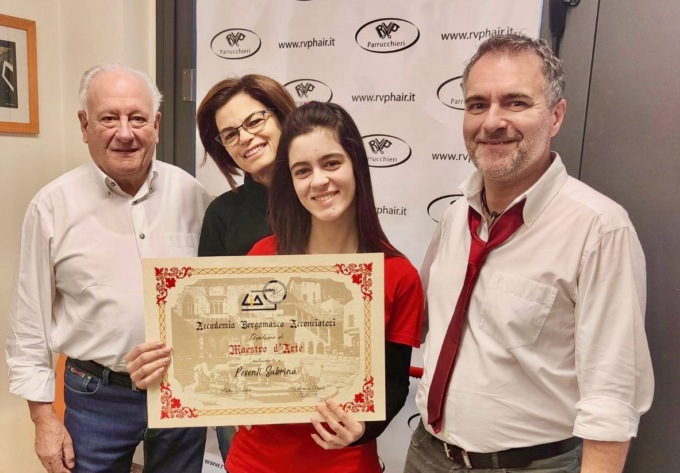 Sabrina Pesenti, parrucchiera di Curno e “figlia d’arte”, parteciperà… ai Mondiali