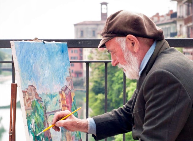 «Artista, amico, maestro»: a Ponte San Pietro la galleria per Cesare Manzoni