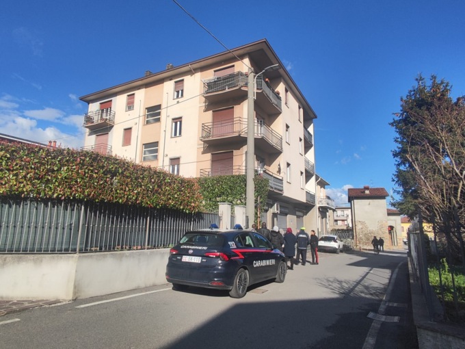 Dramma a Carvico, bambino di 4 anni cade dal balcone di casa: ricoverato in gravi condizioni