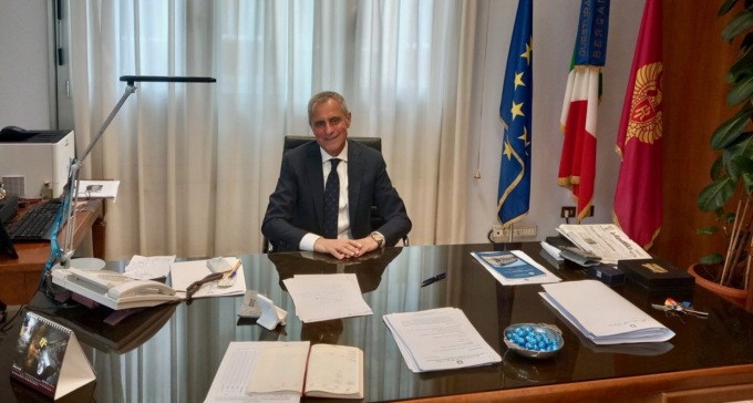 Il nuovo questore di Bergamo, Valentino: «Il problema dei passaporti lo stiamo risolvendo»