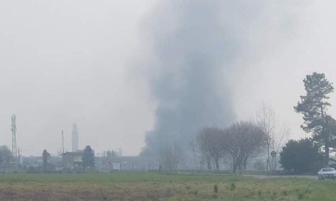 Incendio all’azienda Soliveri di Caravaggio: rogo domato ed allarme rientrato