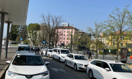 Arriva il bando per 8 nuove licenze taxi a Bergamo. Carnevali: «Ne servirebbero 40, un primo passo»