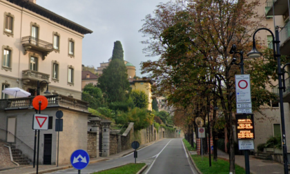 Multato per la Ztl in Città Alta, ma le telecamere erano accese per sbaglio: niente rimborso