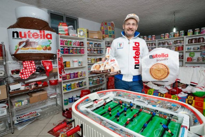 Paganoni chiude con la Nutella e vende oltre seimila pezzi: ora colleziona… carta igienica
