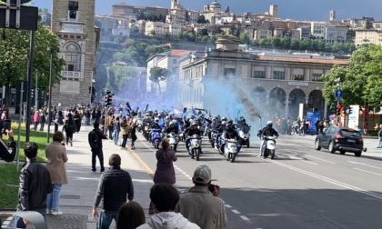 Lo spettacolo della motorata per Monza di centinaia di tifosi atalantini