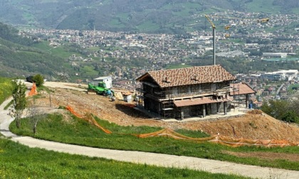 La tragedia di Francesco Zucclini, il 73enne travolto dal suo Doblò a Vertova