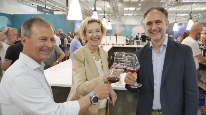 Letizia Moratti a Vinitaly: “Il vino patrimonio inestimabile per il nostro Paese”
