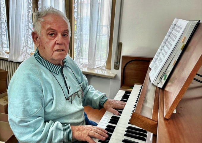 Organo e canto erano la sua vita: addio a Pietro Rota di Mozzo