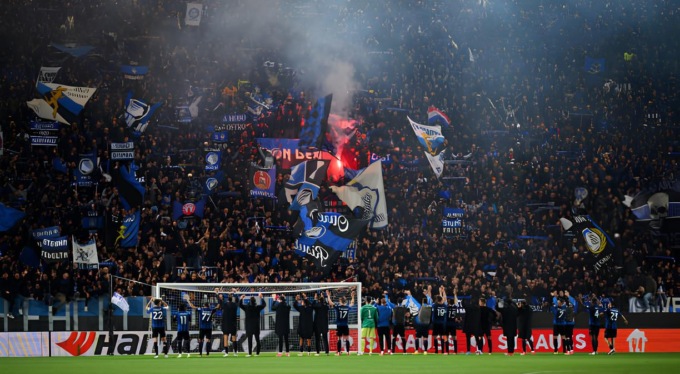 Gewiss Stadium pazzesco e clima rovente contro il Liverpool, i video di una notte magica