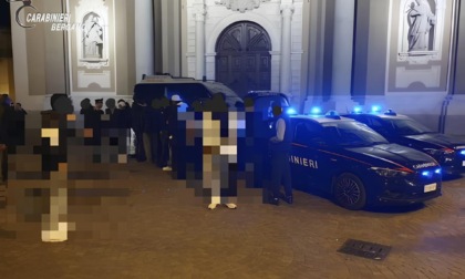 I carabinieri sul collo delle baby gang nella Bassa: controllati oltre 16 mila giovani