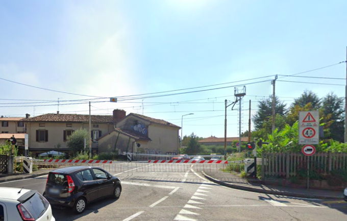 Treno per Orio: niente sottopasso, spunta l’idea delle navette (ma chi le paga?)