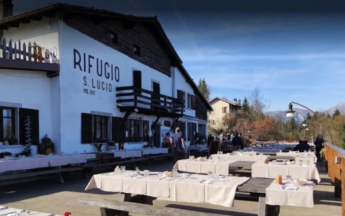 Non ce l’ha fatta l’alpino che si era sentito male al rifugio San Lucio