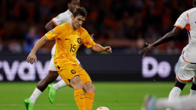 Marten de Roon alza bandiera bianca: «Non potrò partecipare a Euro 2024»