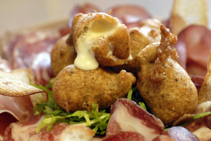 Tre giorni di “Carovana dei Sapori” ad Albino: street food per palati curiosi
