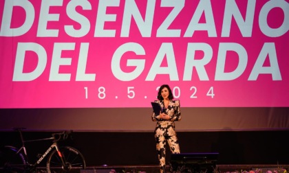 Il giro d'Italia fa tappa a Desenzano: la festa della comunità