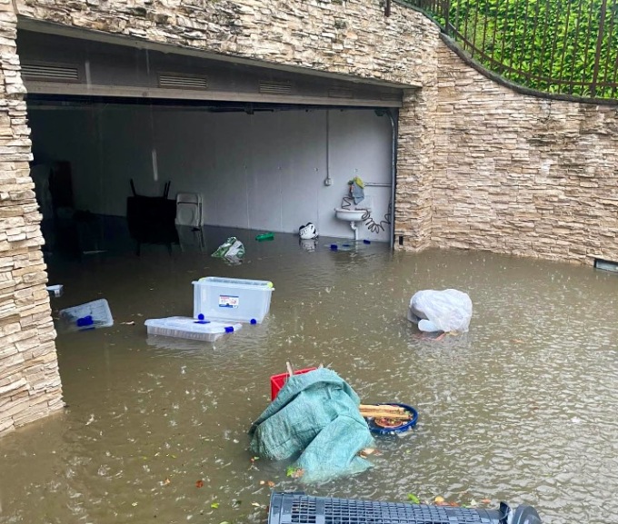 Non solo Longuelo: anche Mozzo s’è allagato. L’acqua è arrivata fino al municipio