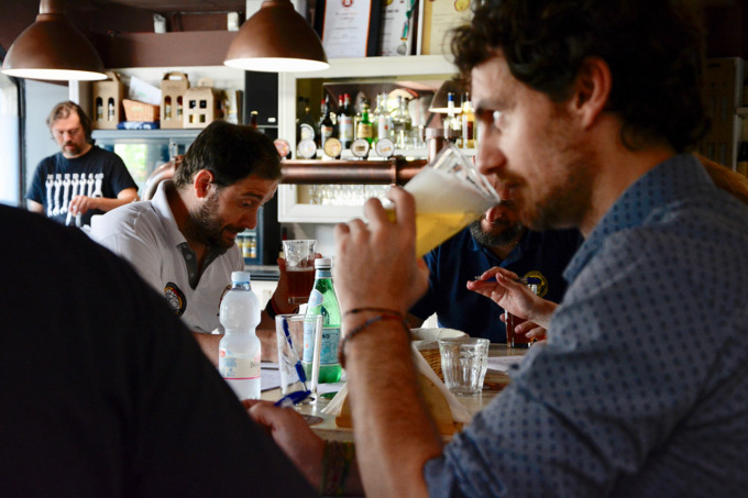 Nove birrifici, cucina bergamasca e musica: a San Pellegrino torna Beerghèm