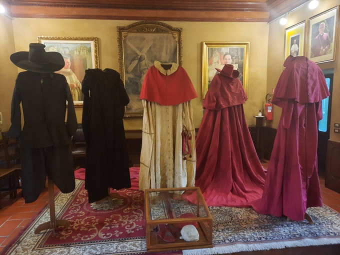 Donazione eccezionale: alla Parrocchia di Gandino il guardaroba del Beato Innocenzo XI