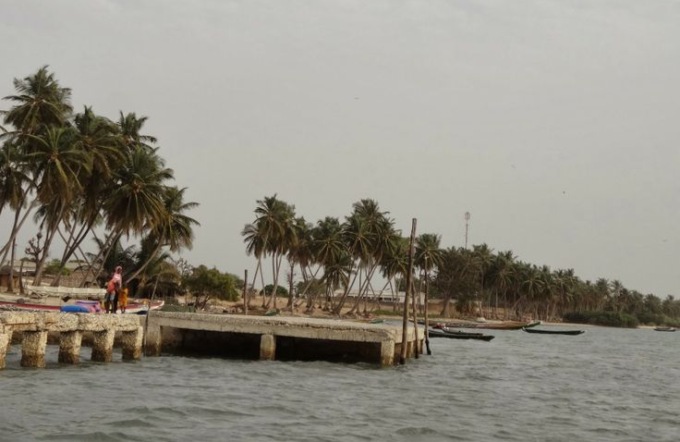 L’ultimo saluto di Caravaggio alla piccola Fatou prima del rientro in Senegal