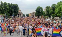 In quattromila alla sfilata arcobaleno del Bergamo Pride in centro
