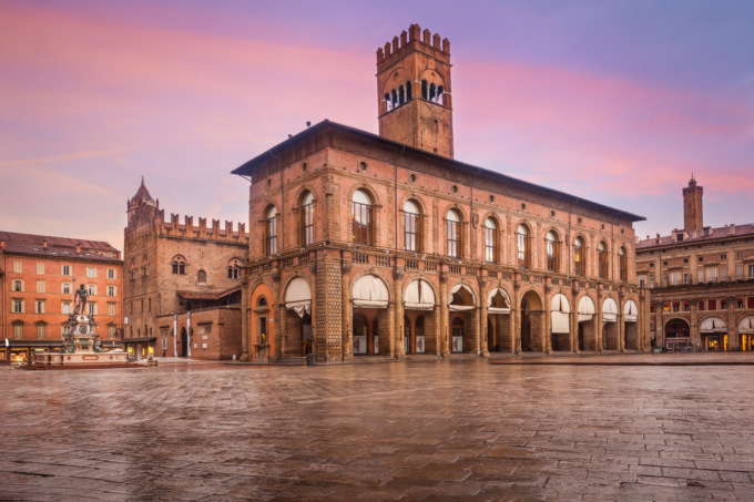 Cosa c’è da vedere al centro di Bologna e in quale hotel dormire