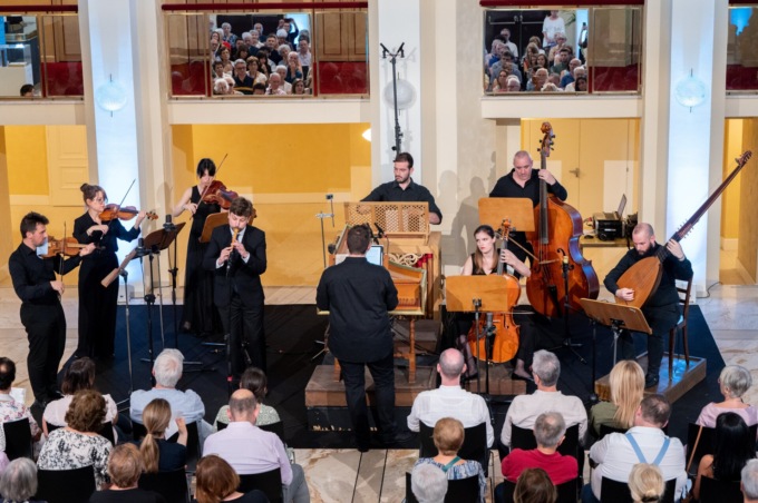 L’Ensemble Locatelli va a tutto Bach nel Ridotto del Donizetti
