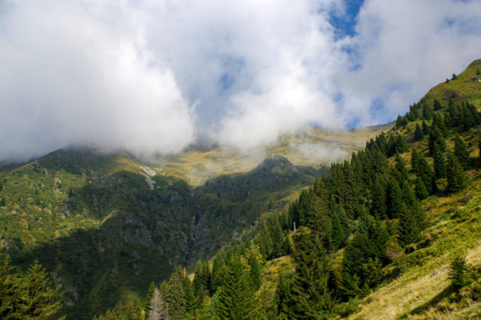 Nel cuore della foresta Azzaredo Casù c’è il rifugio Balicco: meraviglia brembana