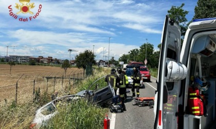 Frontale tra un'auto e un furgone sulla Soncinese, 47enne in gravi condizioni