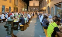 Borgo Santa Caterina, oltre 350 alla cena sul sagrato del Santuario. Stasera i fuochi