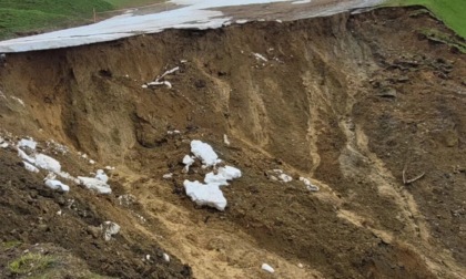 Val Brembana e Imagna colpite dalle frane: azienda agricola isolata, si teme per gli animali