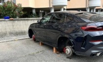 Furti seriali di gomme e cerchioni in diversi quartieri di Bergamo: banda in azione?