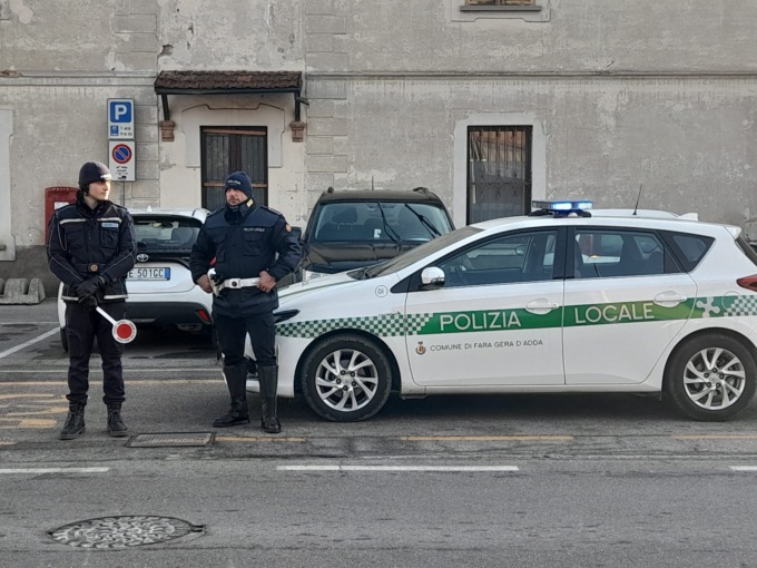 Maxi multa a un’agenzia di viaggi di Fara: operava online senza permessi
