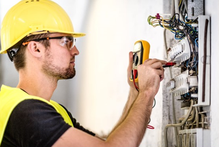 Unisciti al Successo: Manpower recluta tecnici specializzati per azienda leader in provincia di Bergamo