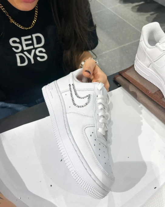 Seddys ti fa le scarpe: l’Us Fashion Store di Oriocenter l’evento di customizzazione di sneakers