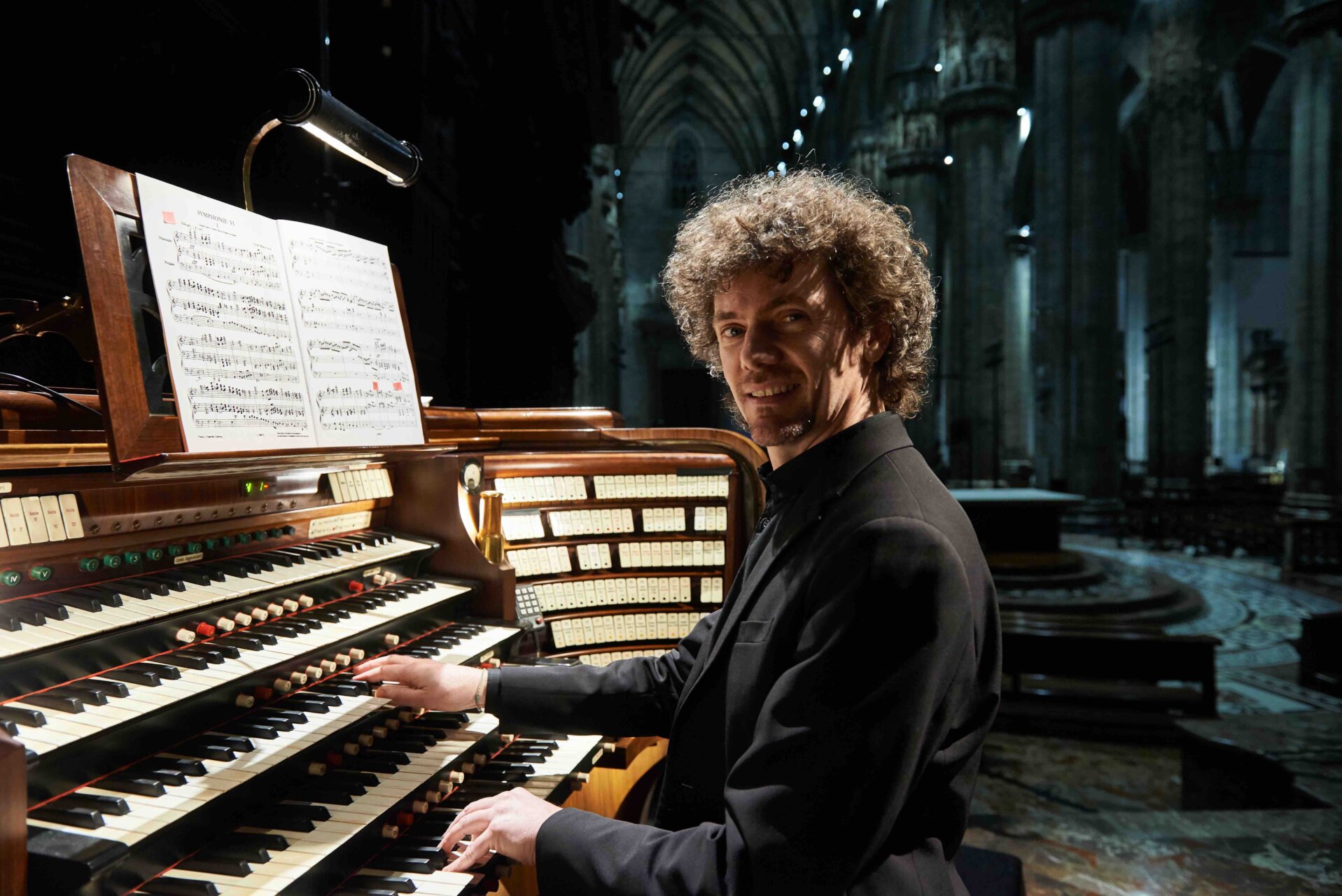 Olzer all'organo Mascioni-Tamburini del Duomo di Milano