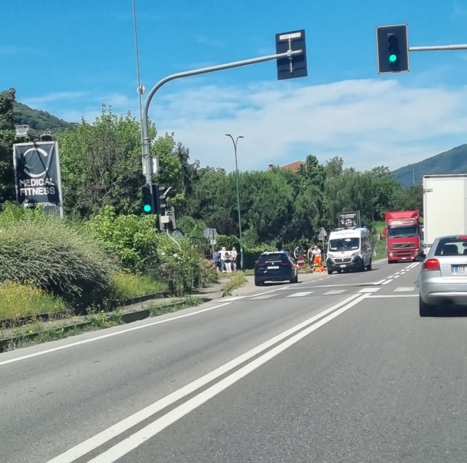 Ciclista investito a Pontida: ferite lievi, in ospedale per accertamenti