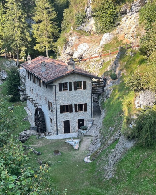 Chiuso l’antico Mulino di Castione: i proprietari sono stanchi e cercano un “erede”