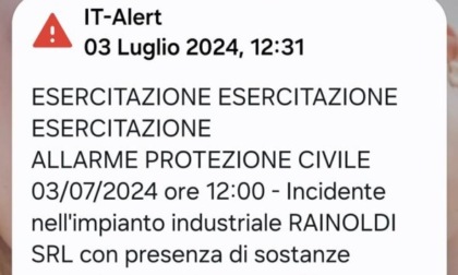 Nube tossica a Levate e dintorni, il test con messaggi e l'esercitazione dei soccorsi