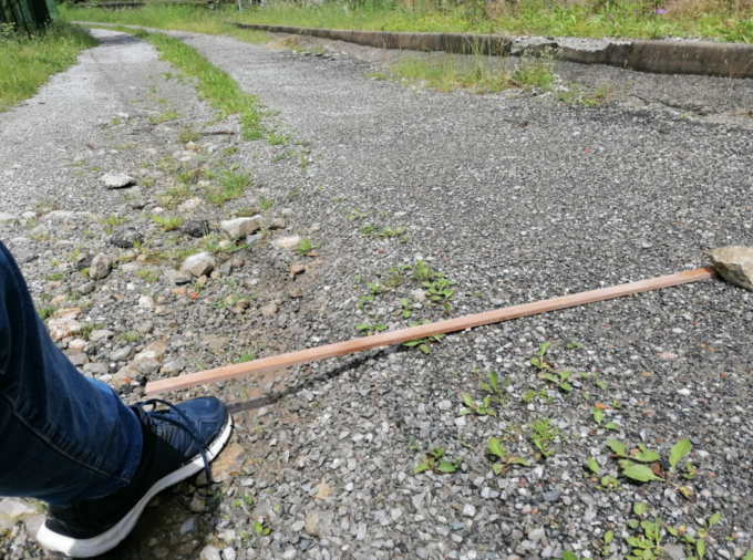 A due anni dalla segnalazione e dopo le promesse, la strada di Serina è ancora dissestata