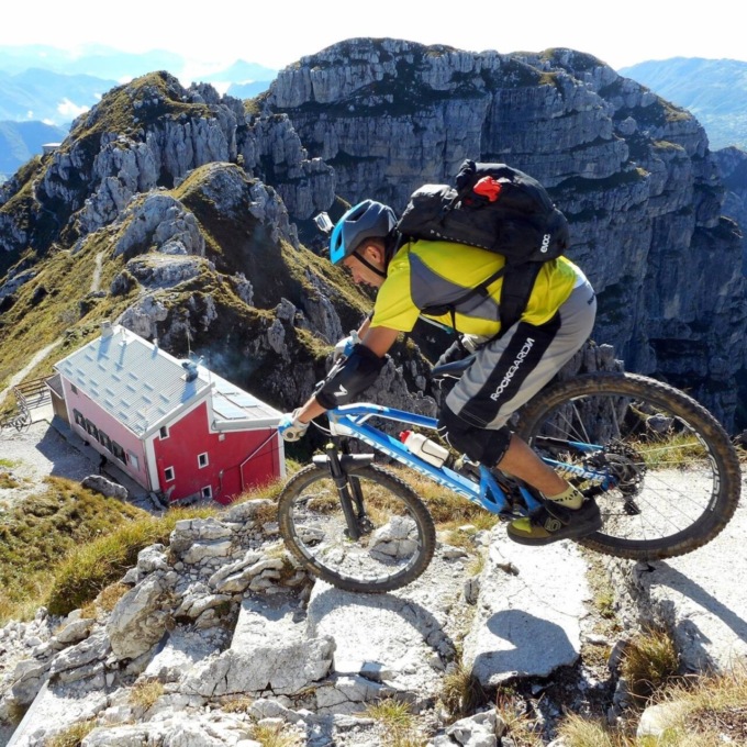 Colto da malore in bici in Polonia: morto Ennio Bolis. Era andato a vedere l’Atalanta