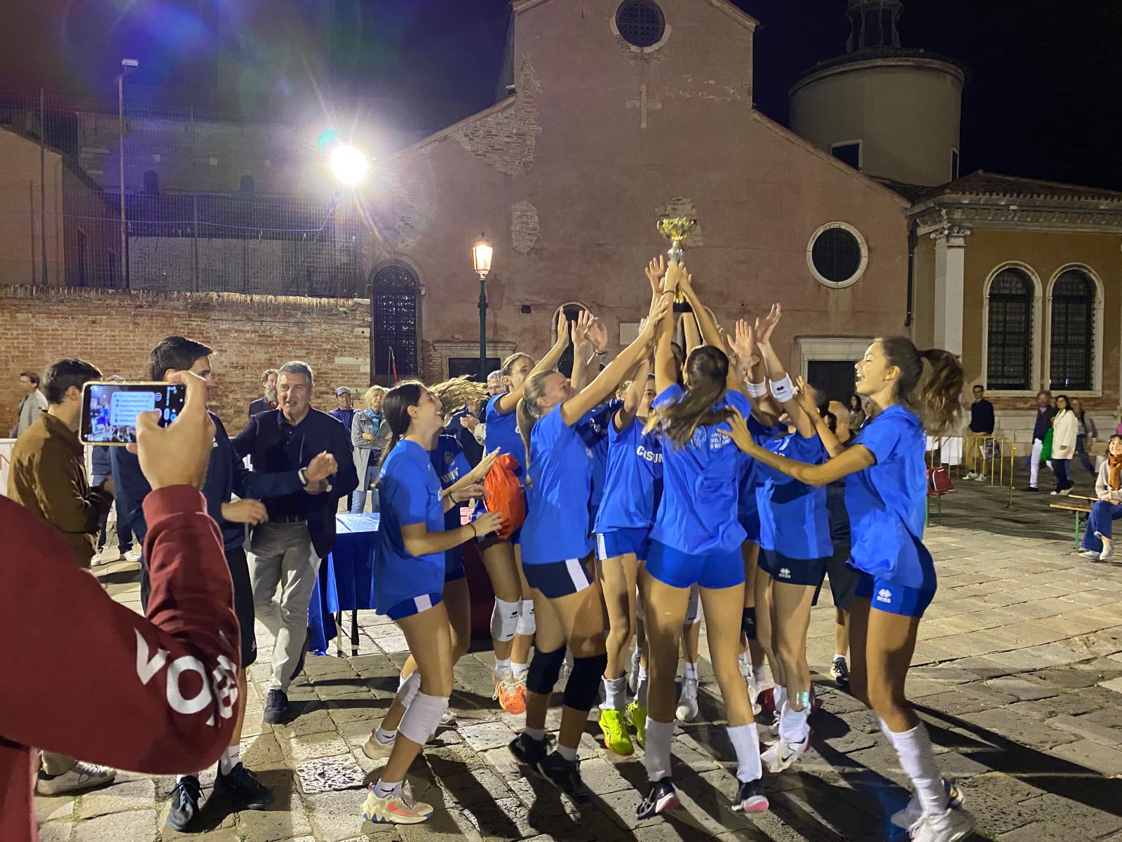 02. Squadra CUS Bergamo_Vincitrice al torneo di San Giacomo Dell'Orio