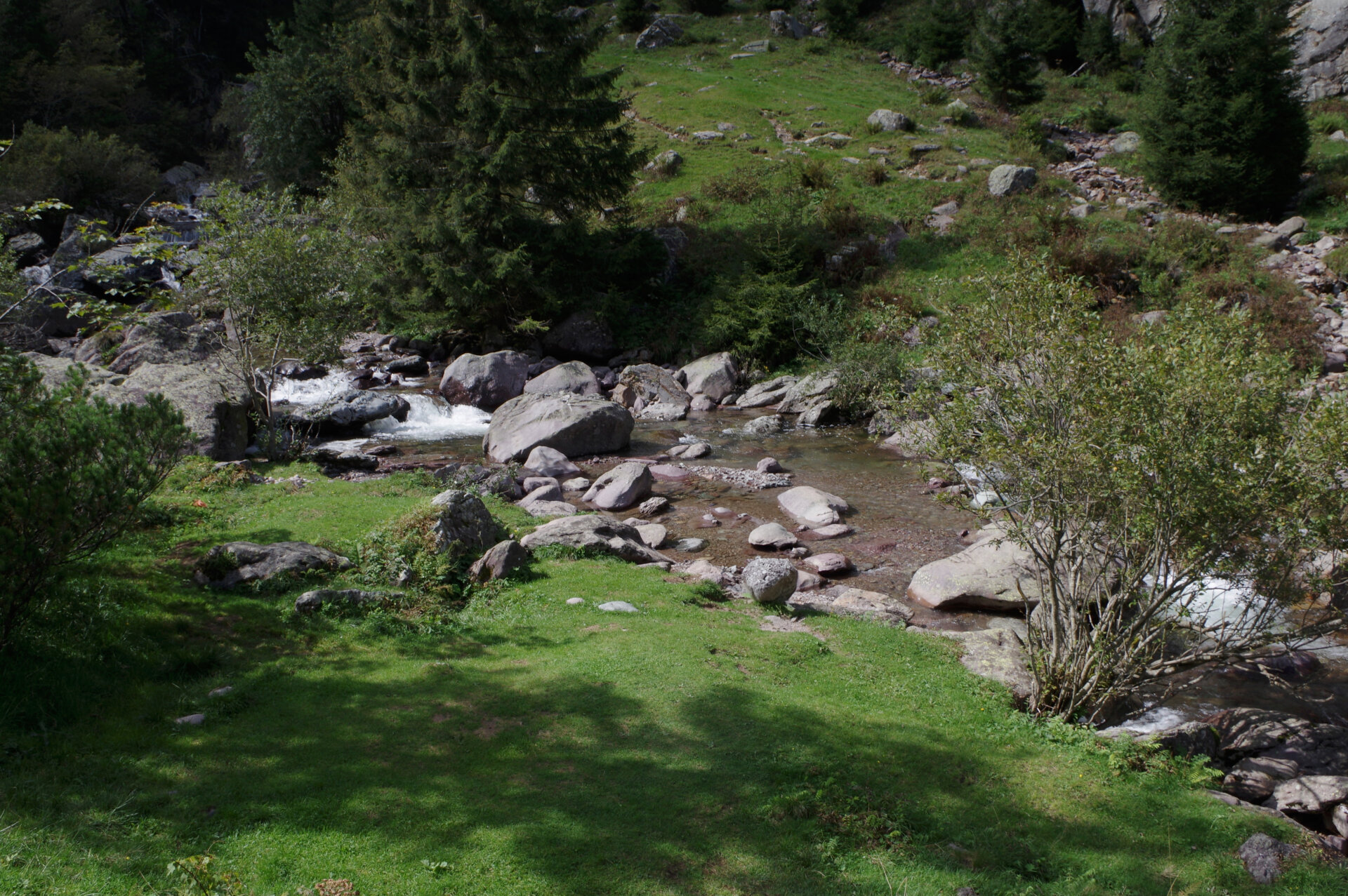 9 - Escursione rifugio Gianpace e Val Sanguigno