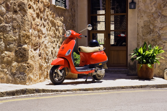 Assicurazione ciclomotore: le 5 cose da sapere