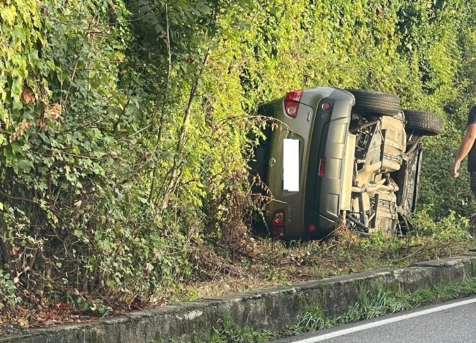 Suv si ribalta a Torre de’ Busi: grande dispiegamento di mezzi ma nessun ferito grave